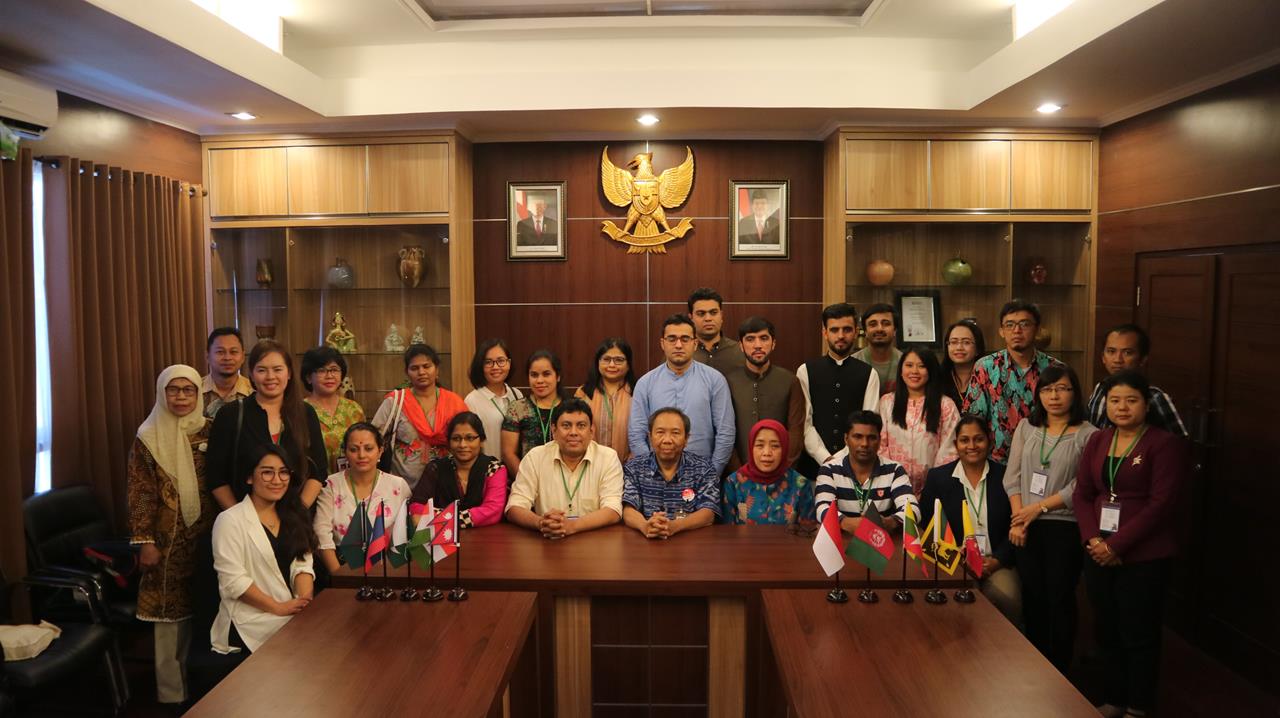 Belajar IKM di Indonesia, Peserta Colombo Plan Apresiasi Kemenperin
