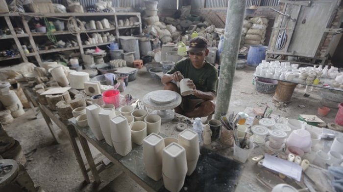 Proses Pembuatan Keramik di Rumah Industri Marsudi Keramik Kotagede
