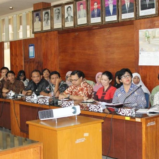 5. Pelatihan Internal Komoditi Ubin BBK Bandung